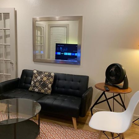 125-#4 Downtown Cozy Upstairs One Bedroom Apt San Antonio Exterior foto